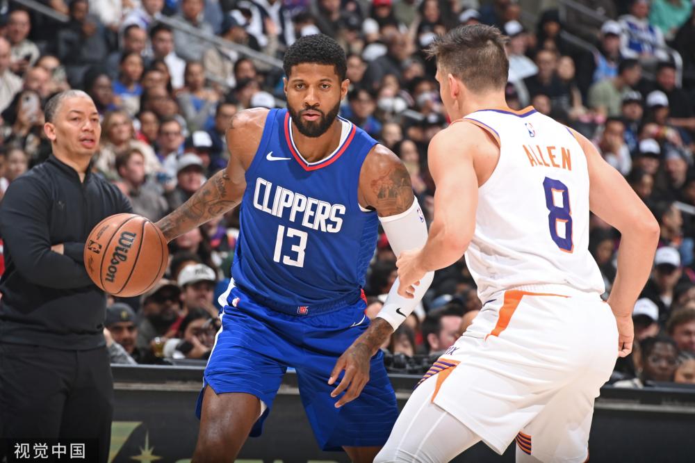 肩負著帶領 肩負著帶領