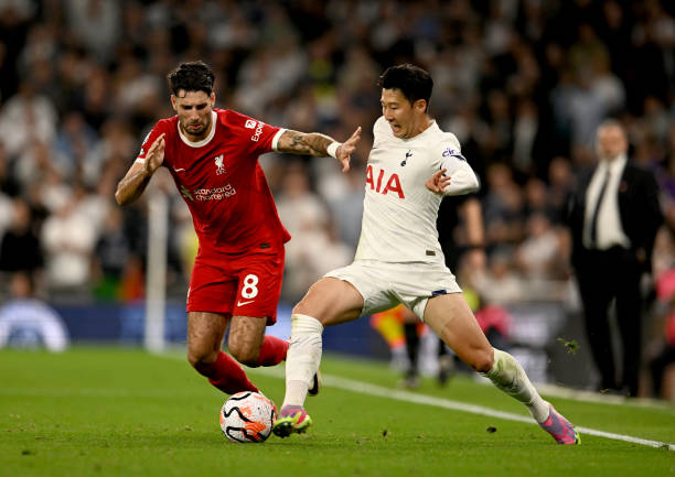 楊瀚森貢獻26分14籃板 韋瑟斯龐斬獲38分7助攻10籃板 青島戰勝寧波近7場取得6勝.